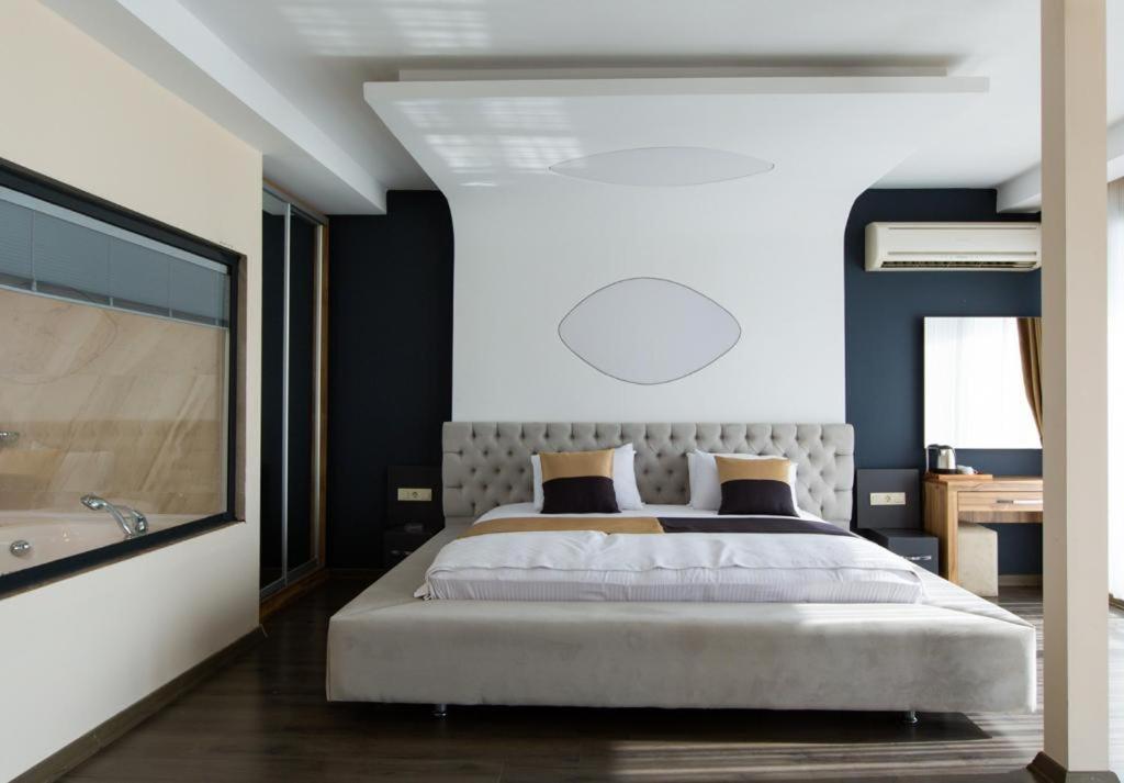 Carpe Diem Hotel Ayvalik Exterior photo